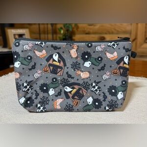 HALLOWEEN FARM ANIMALS Zipper Pouch